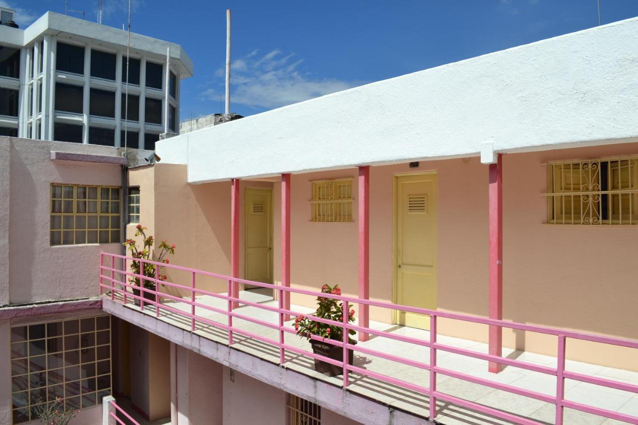Hotel Maya Guadalajara Exterior foto